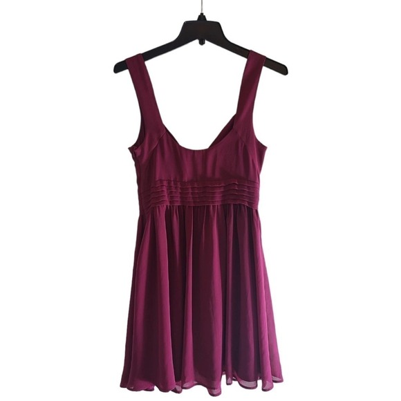 Lavender Brown Burgundy V-Neck Fit & Flare Mini Dress Small NWT - Picture 7 of 9